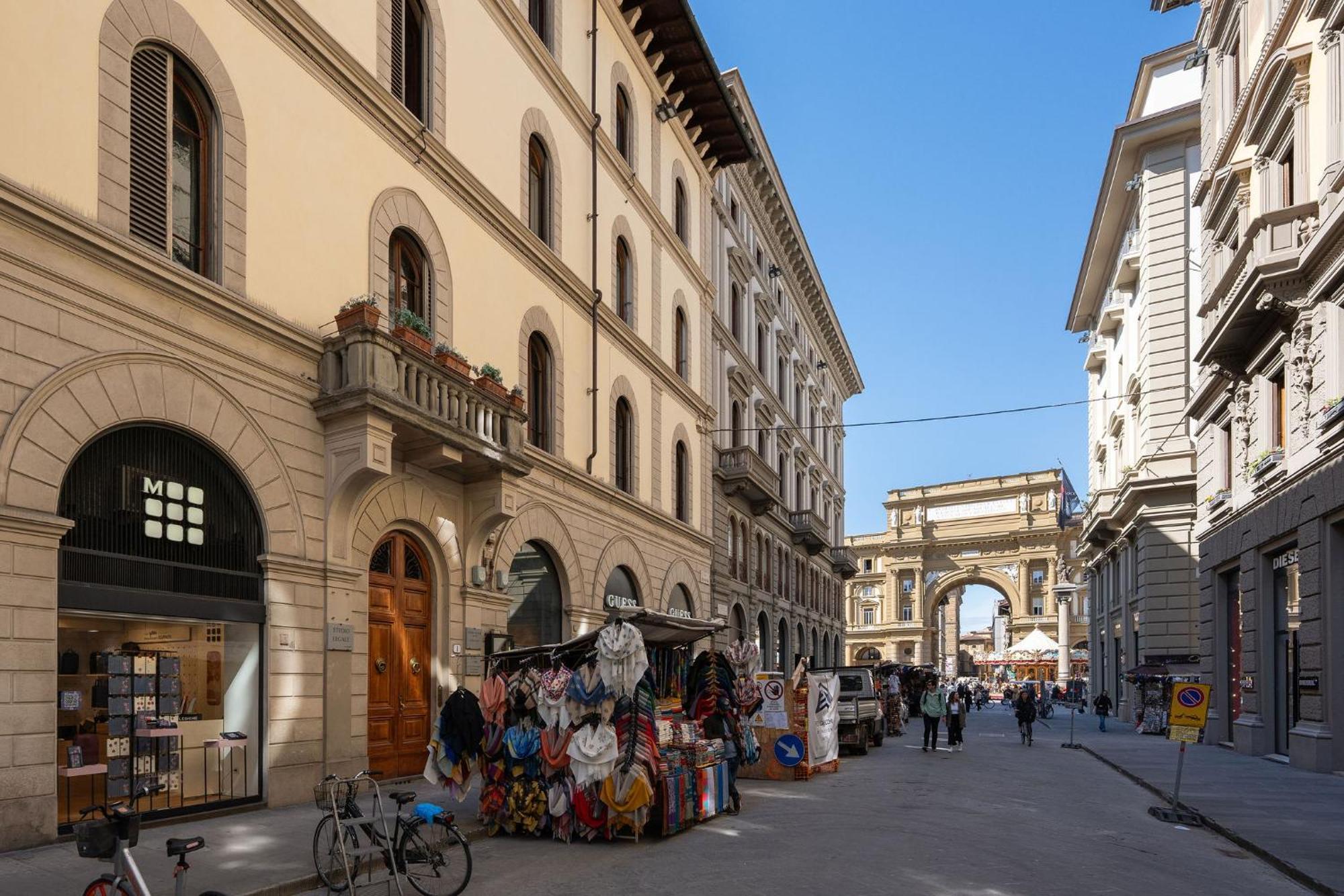 Speziali Apartment Firenze Bagian luar foto